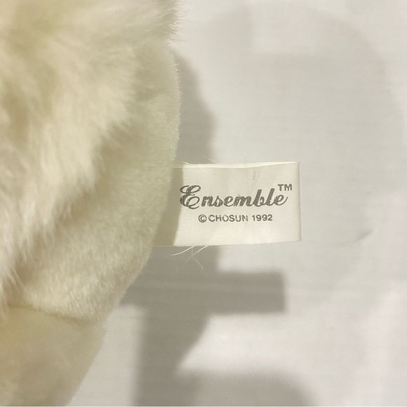 Vintage Ensemble Chosun 1992 Easter Bunny Plush - Picture 3 of 4